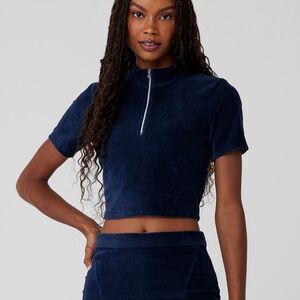 ALO Yoga Micro Corduroy Winter Break Mock Neck Tee Navy Blue Small